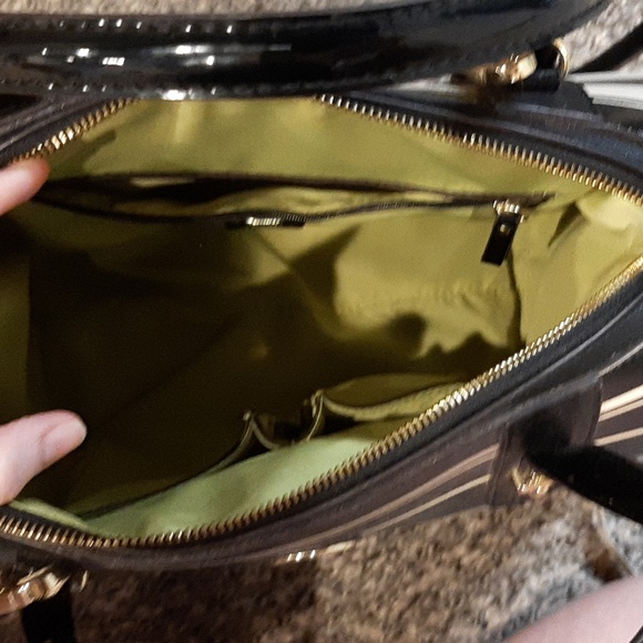 Cream/Black Bag - Picture 7 of 8